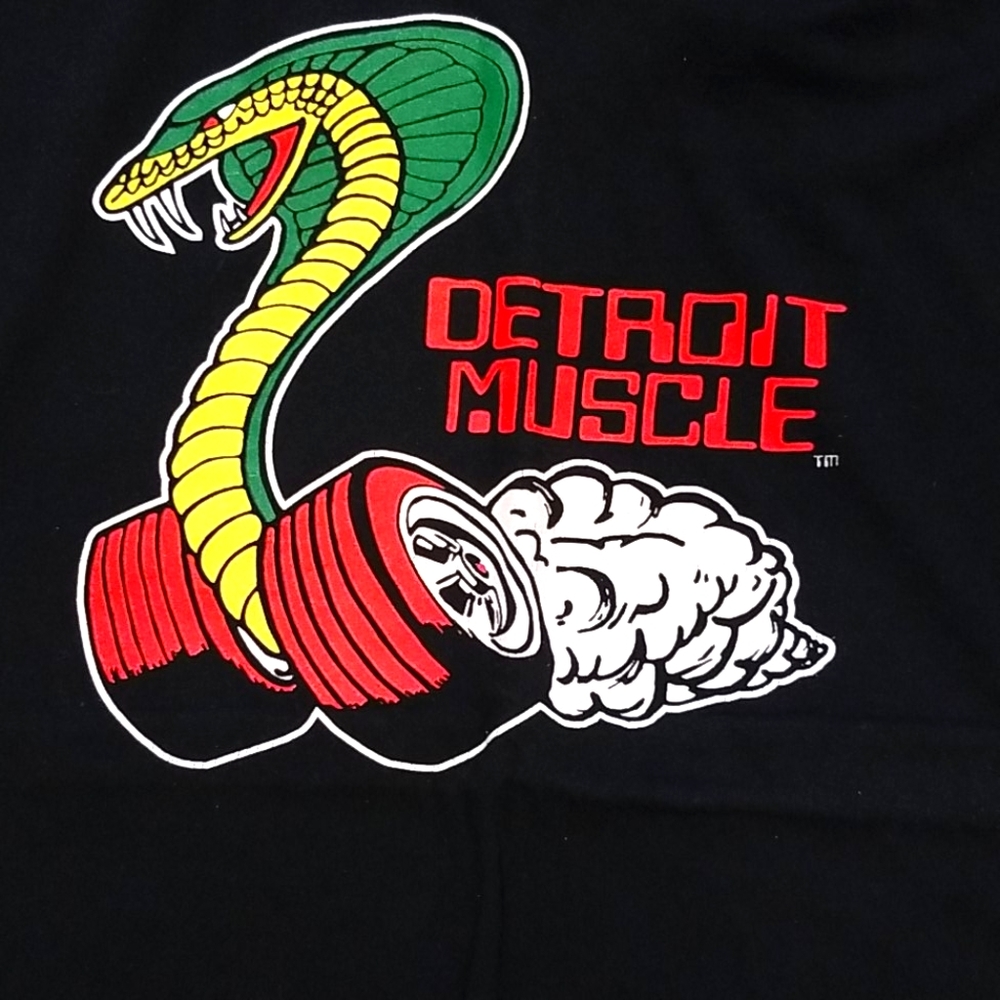 Detroit muscle men's large tshirt. NEW